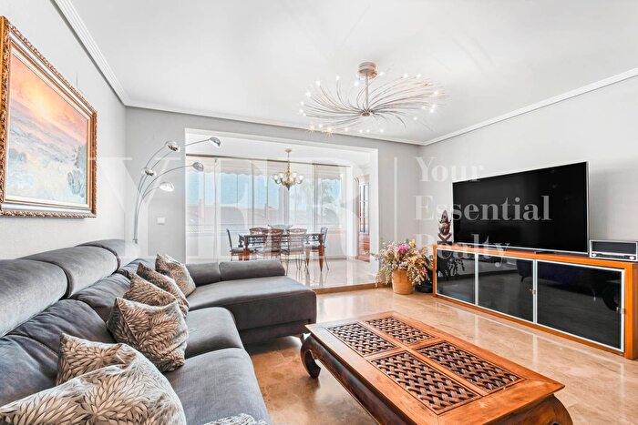 Casas en venta y pisos alquiler - 2