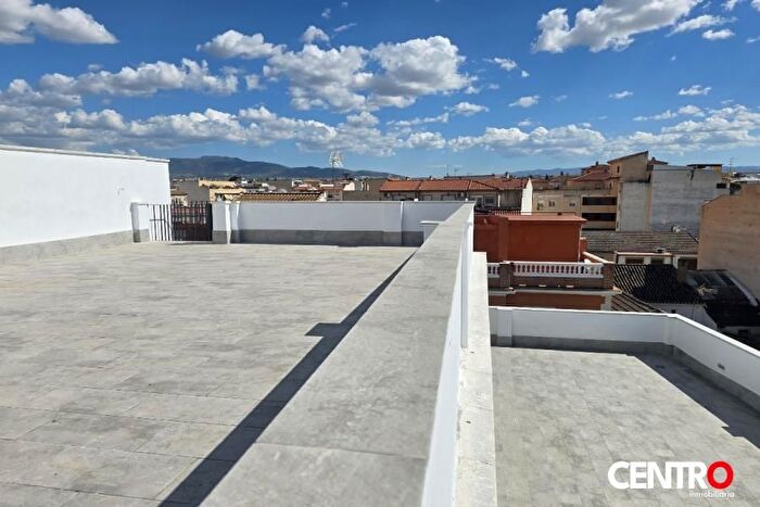 Casas en venta y pisos alquiler - 3
