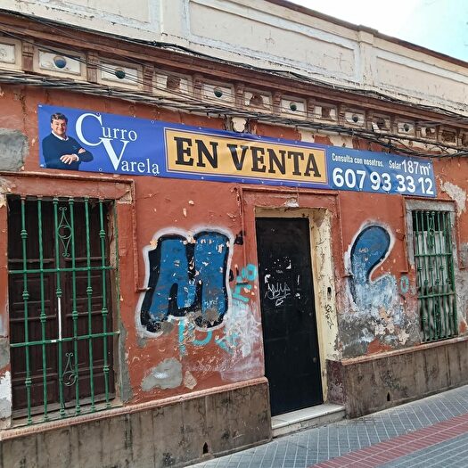 Casas en venta y pisos alquiler - 1