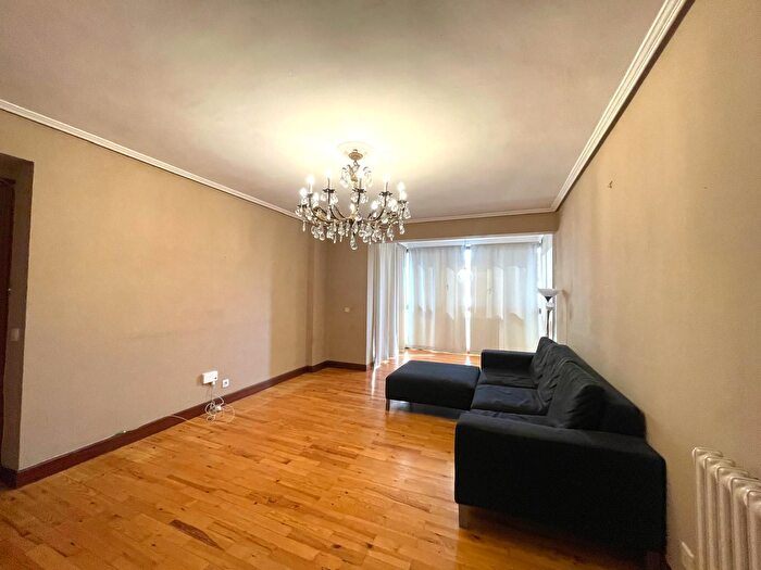 Casas en venta y pisos alquiler - 2