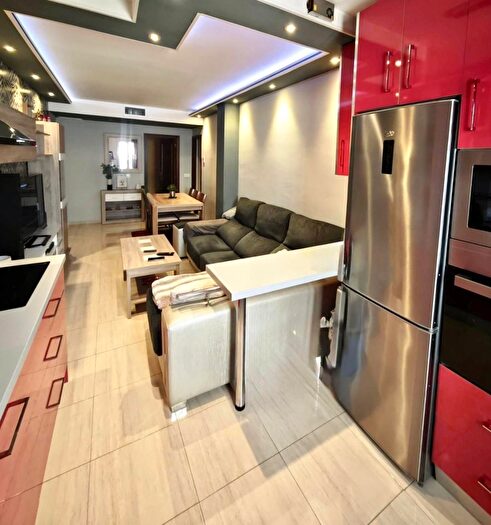 Casas en venta y pisos alquiler - 1
