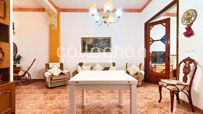 Casas en venta y pisos alquiler - 3