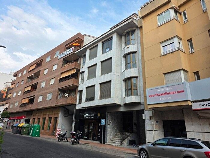 Piso en venta en Centro Ciudad, Plasencia de 4 habitaciones