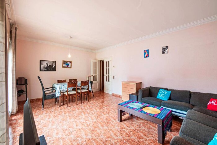 Piso en venta en Cataluña, Girona de 4 habitaciones