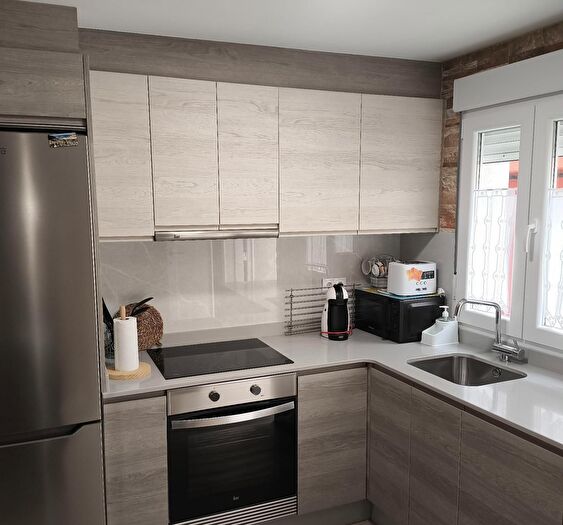 Casas en venta y pisos alquiler - 1
