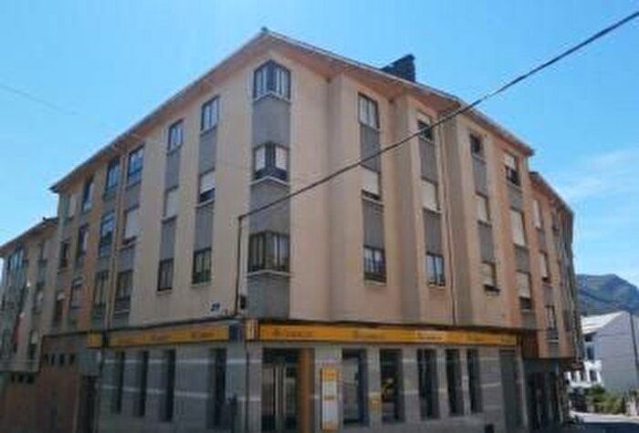 Piso en venta en Villablino, León de 3 habitaciones