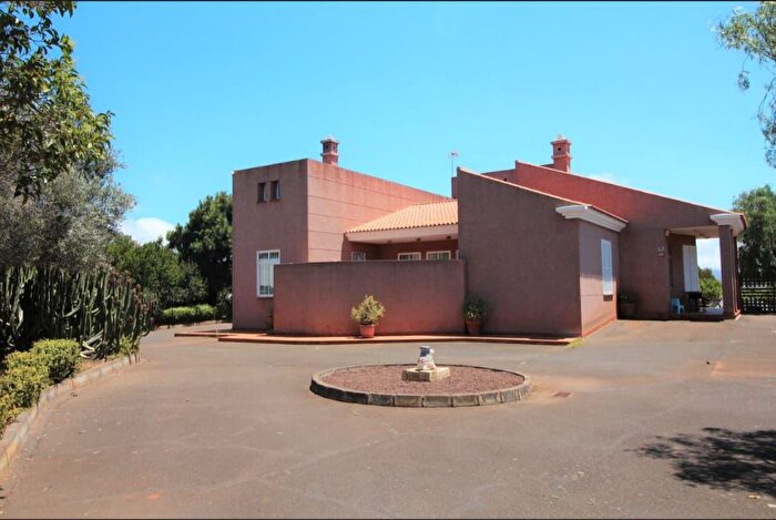 Casa en venta en Los Baldíos Geneto Guajara, San Cristóbal de la Laguna de 6 habitaciones