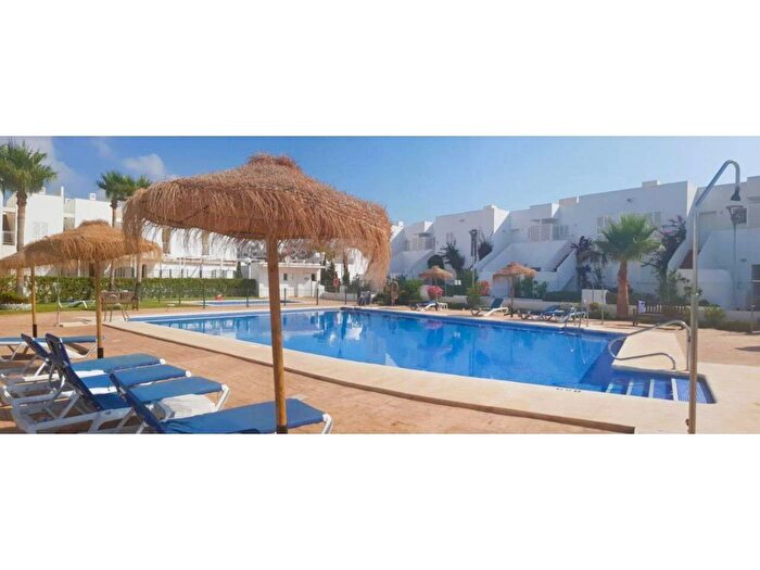 Piso en venta en Andalucía, Almería de 4 habitaciones