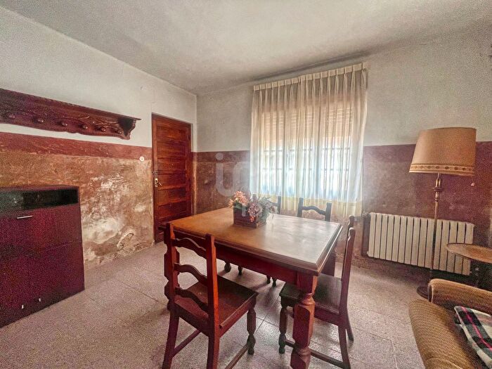 Casas en venta y pisos alquiler - 2