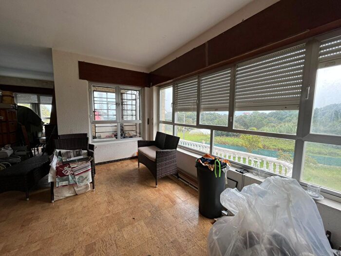 Casas en venta y pisos alquiler - 2