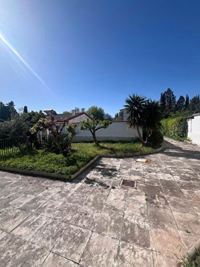 Casa en venta en Albolote, Granada de 5 habitaciones