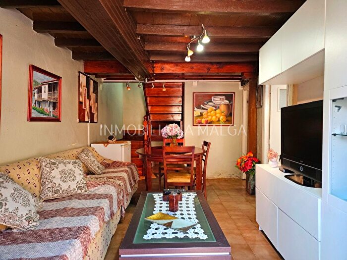 Casas en venta y pisos alquiler - 2