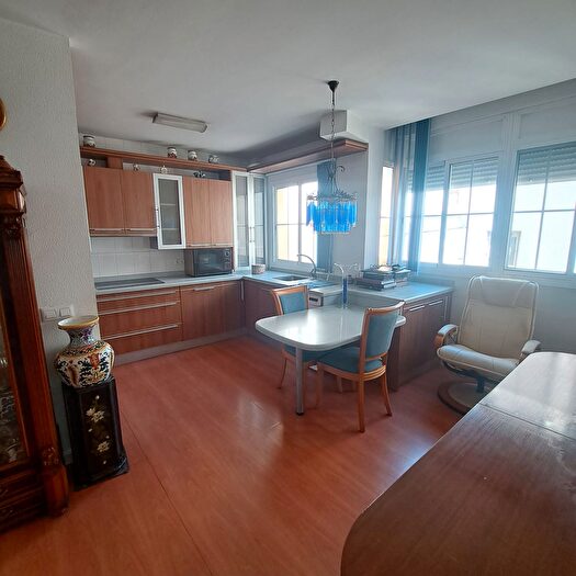 Piso en venta en Plaza de Toros Santa Rita, Almería Capital de 3 habitaciones
