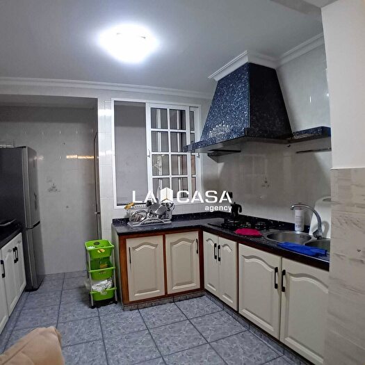 Casas en venta y pisos alquiler - 3