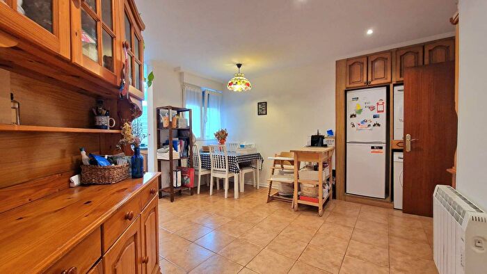 Casas en venta y pisos alquiler - 2