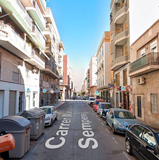 Casas en venta y pisos alquiler - 2