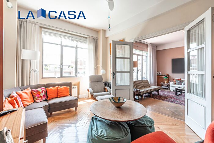 Casas en venta y pisos alquiler - 3