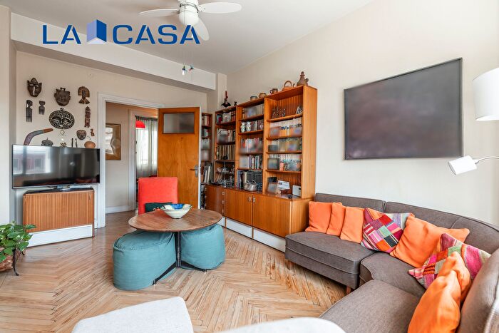 Casas en venta y pisos alquiler - 2