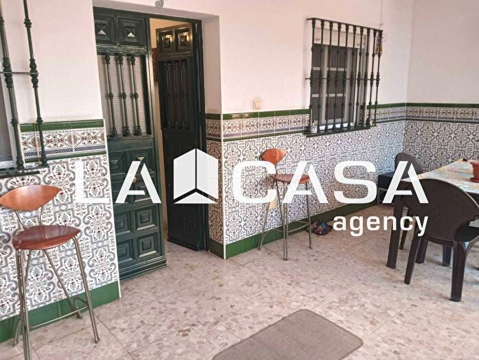 Casas en venta y pisos alquiler - 3