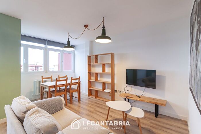 Piso en venta en Los Castros, Santander de 2 habitaciones