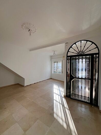 Casa en venta en Coria del Río, Sevilla de 2 habitaciones