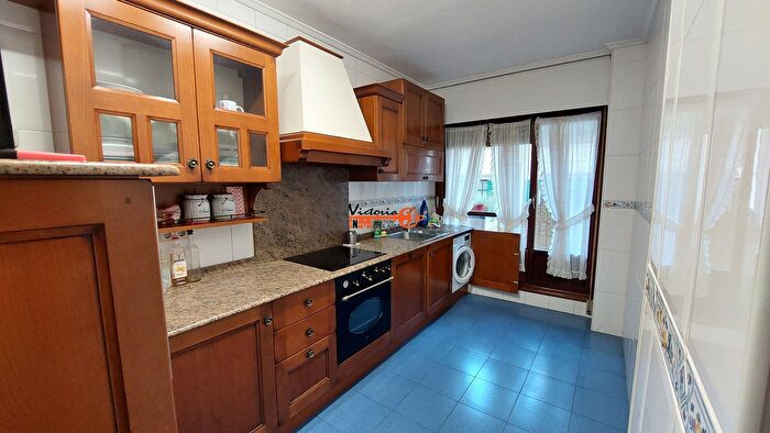 Casas en venta y pisos alquiler - 1