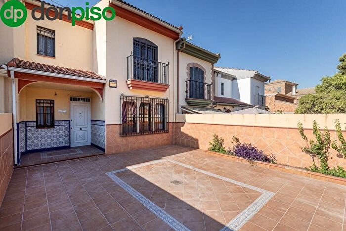 Casas en venta y pisos alquiler - 1