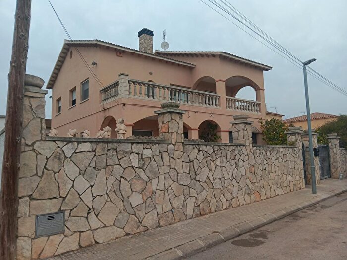 Casa en venta en Santa Oliva, Tarragona de 6 habitaciones