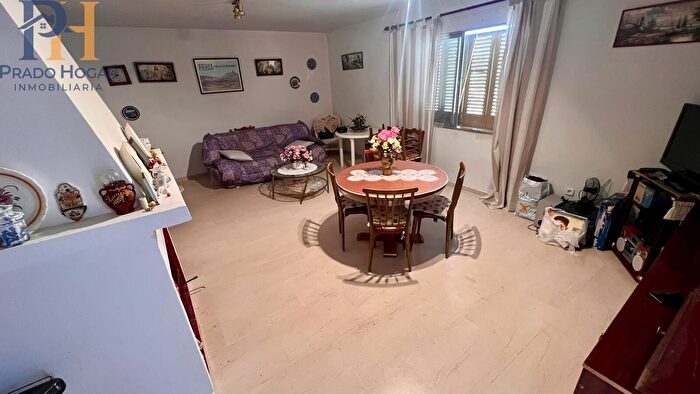 Casas en venta y pisos alquiler - 2