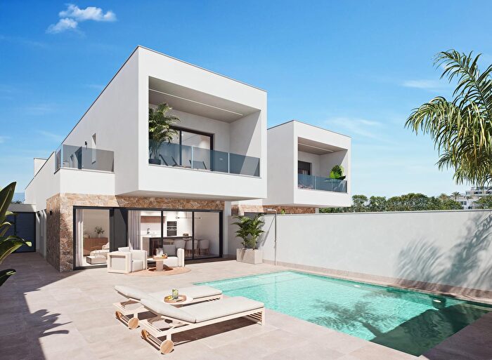 Casas en venta y pisos alquiler - 1
