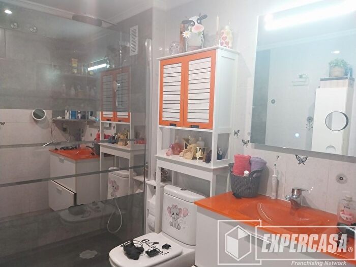 Casas en venta y pisos alquiler - 2