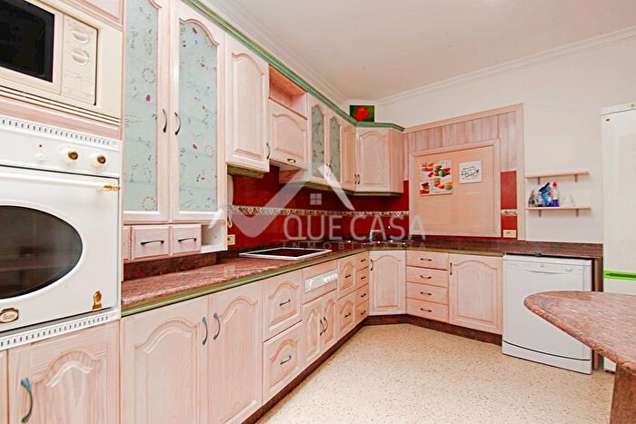 Casas en venta y pisos alquiler - 1