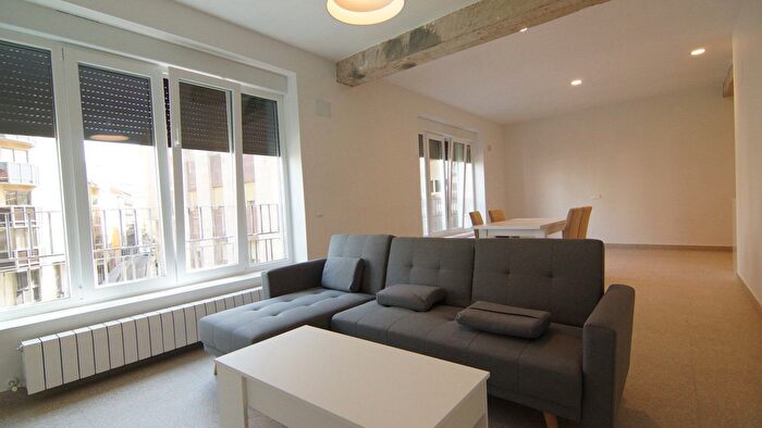 Casas en venta y pisos alquiler - 2