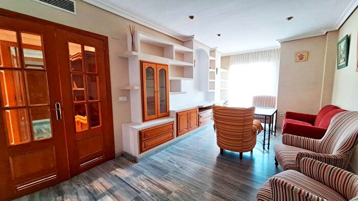 Piso en venta en Andalucía, Córdoba de 2 habitaciones