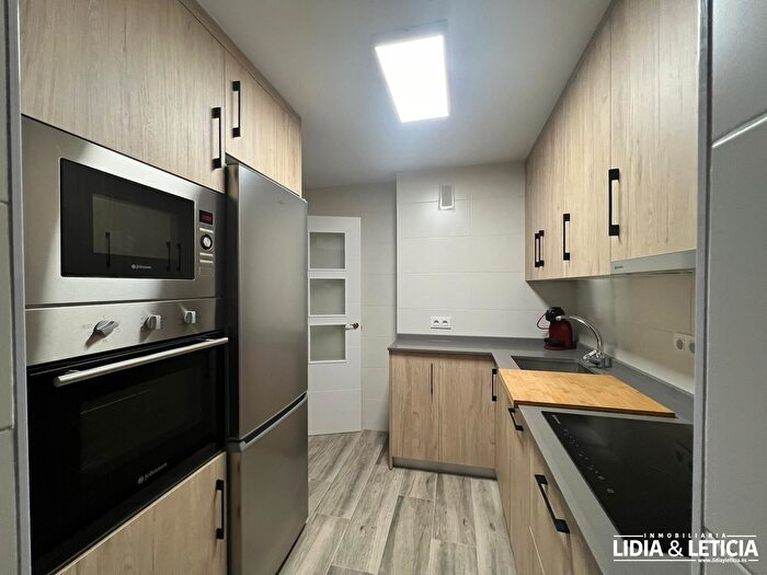 Casas en venta y pisos alquiler - 2