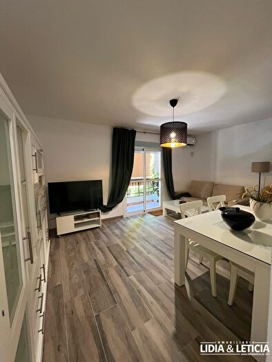 Piso en venta en La Paz, Alcalá de Guadaira de 3 habitaciones