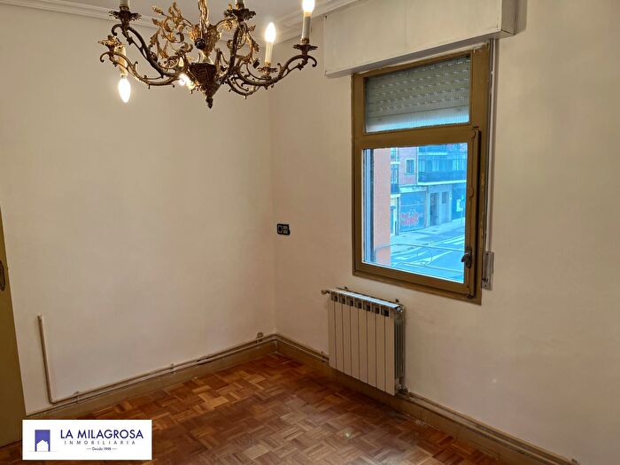 Casas en venta y pisos alquiler - 3