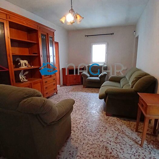 Casas en venta y pisos alquiler - 1