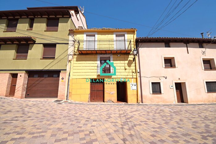Casa en venta en Molina de Aragón, Guadalajara de 5 habitaciones