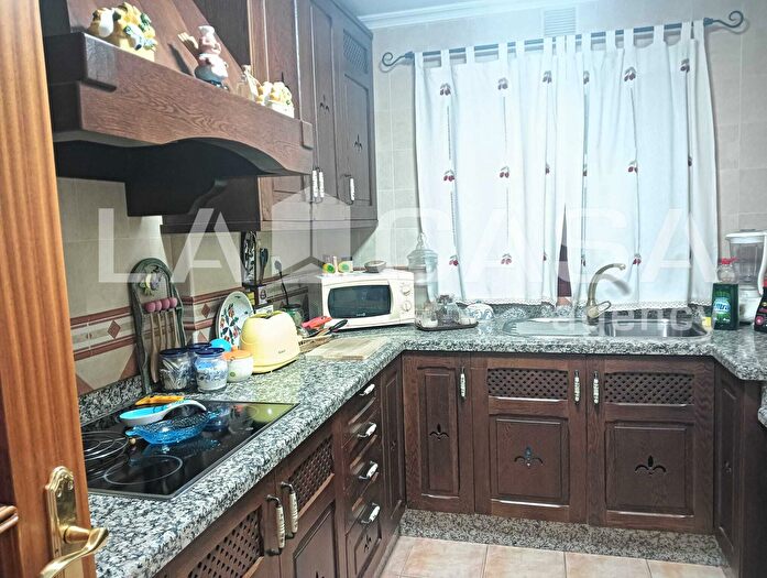 Casas en venta y pisos alquiler - 2