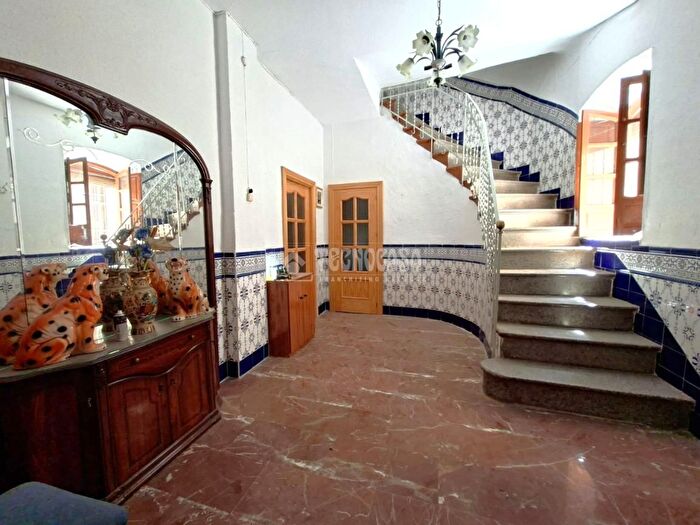 Casas en venta y pisos alquiler - 2