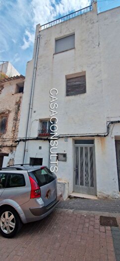 Casas en venta y pisos alquiler - 1