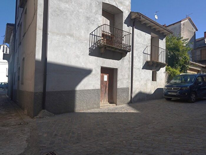 Casa en venta en Laspuña, Huesca de 2 habitaciones