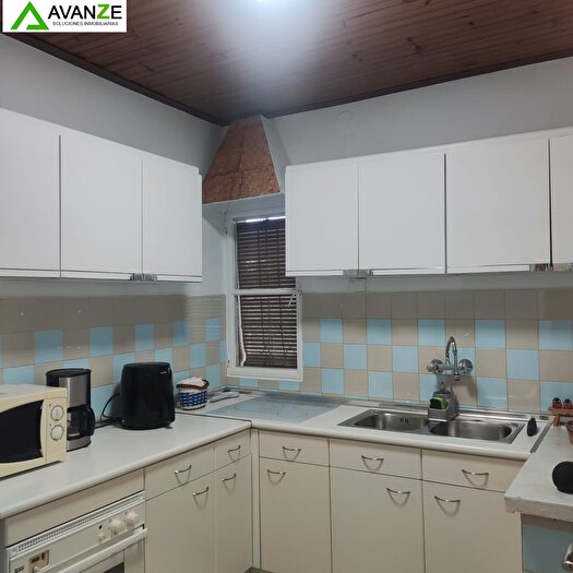 Casas en venta y pisos alquiler - 3
