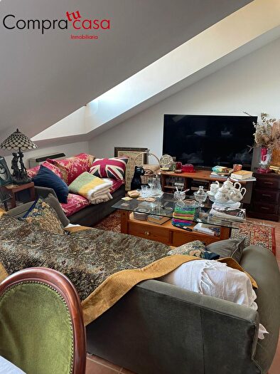Casas en venta y pisos alquiler - 1