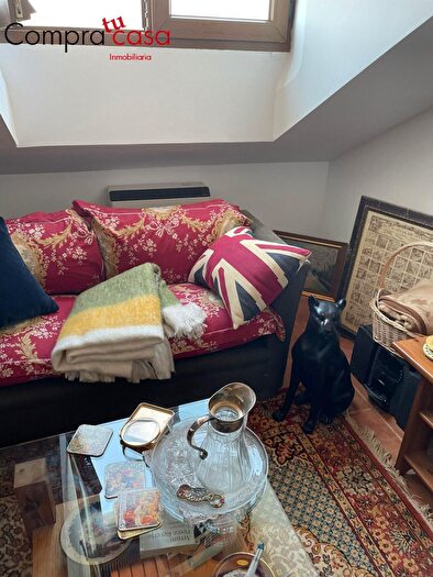 Casas en venta y pisos alquiler - 3