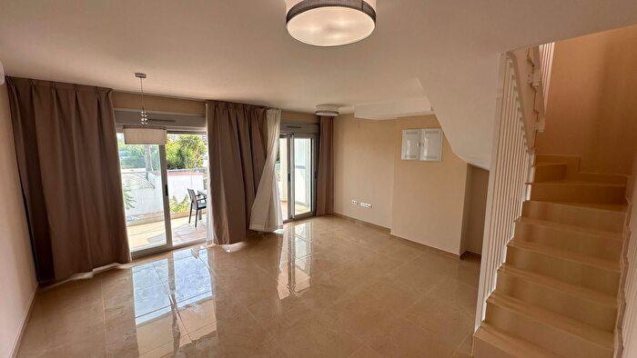 Piso en venta en Cabanes, Castellón de 3 habitaciones