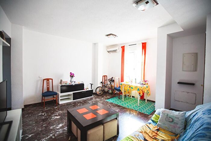 Piso en venta en Almodóvar del Río, Córdoba de 3 habitaciones