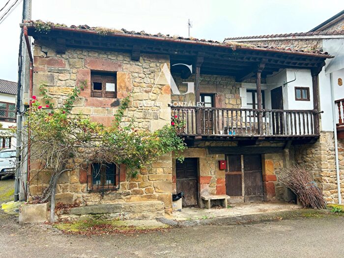 Casa en venta en Rionansa, Cantabria de 5 habitaciones