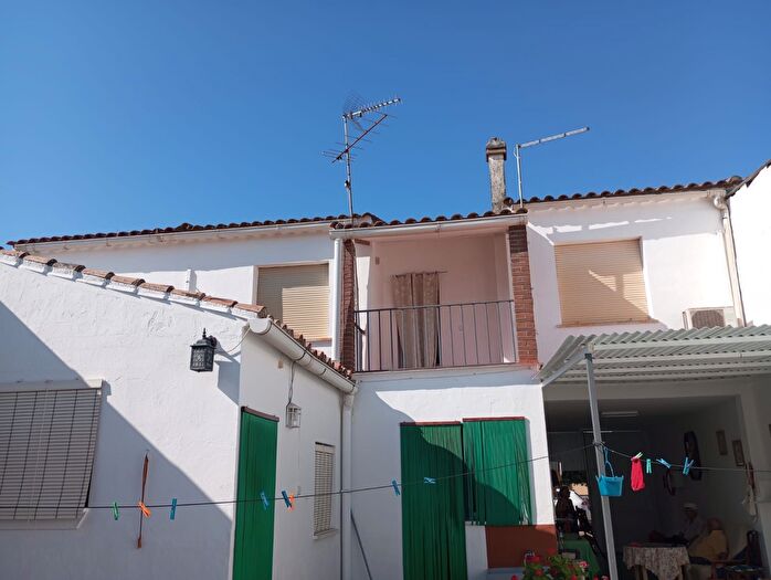 Casas en venta y pisos alquiler - 2